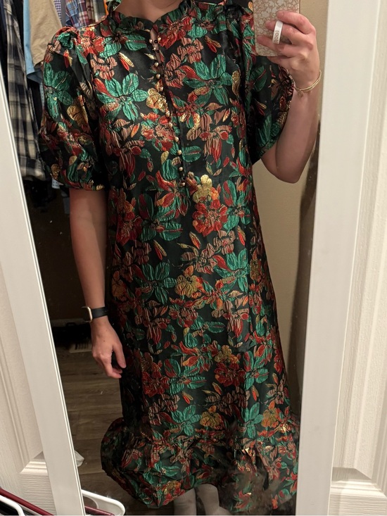 Shop The Mint Dresses & Skirts - Floral Puff-Sleeve Midi Dress in Black with Green and Rust Accents